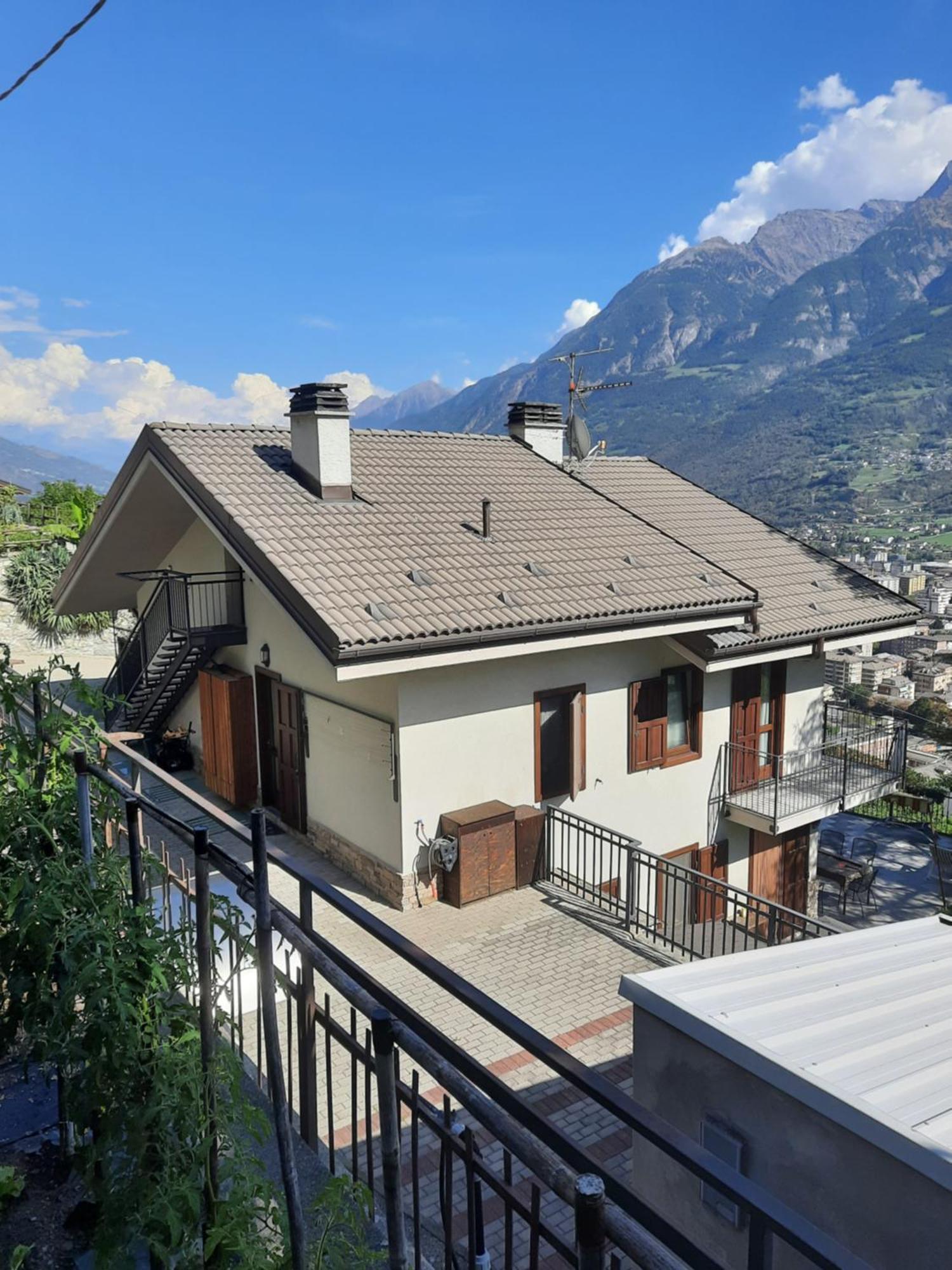 Appartamenti Bioula Aosta Bagian luar foto